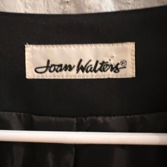 Joan Walter’s black long line 2 button vintage blazer size 16 - Picture 3 of 7